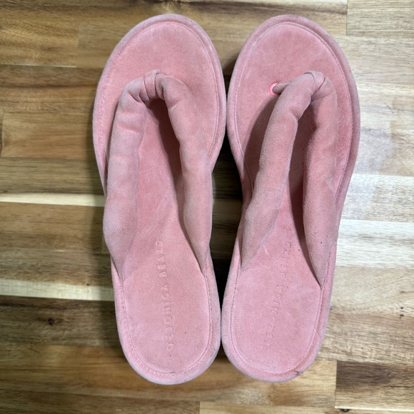 Veronica Beard Gabby Platform Cork Wedge Thong
Sandal in Dragonfruit Pink Size 8 - Picture 7 of 10